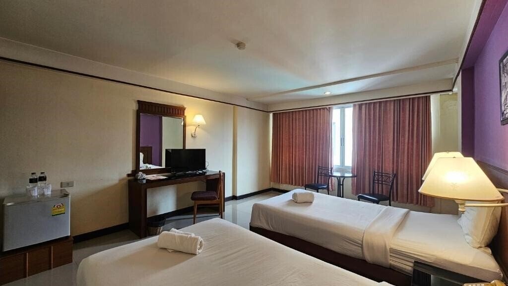 Изображение Songphanburi Hotel 2*
