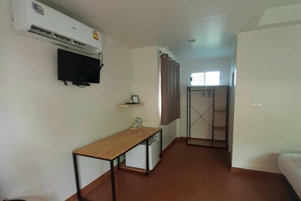 Картинка Phenwaree Amphawa Resort (ex. Phen Waree Ampawa) 3*