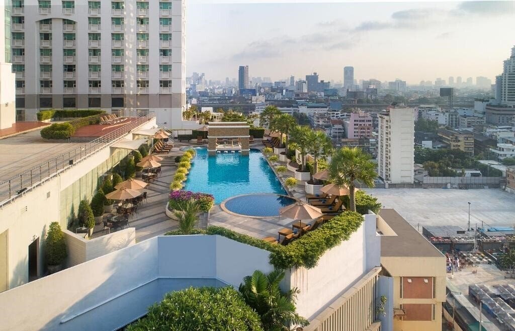 Фото The Berkeley Hotel Pratunam 3*