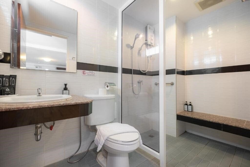 Фотографія Golden Jade Suvarnabhumi Hotel 3*