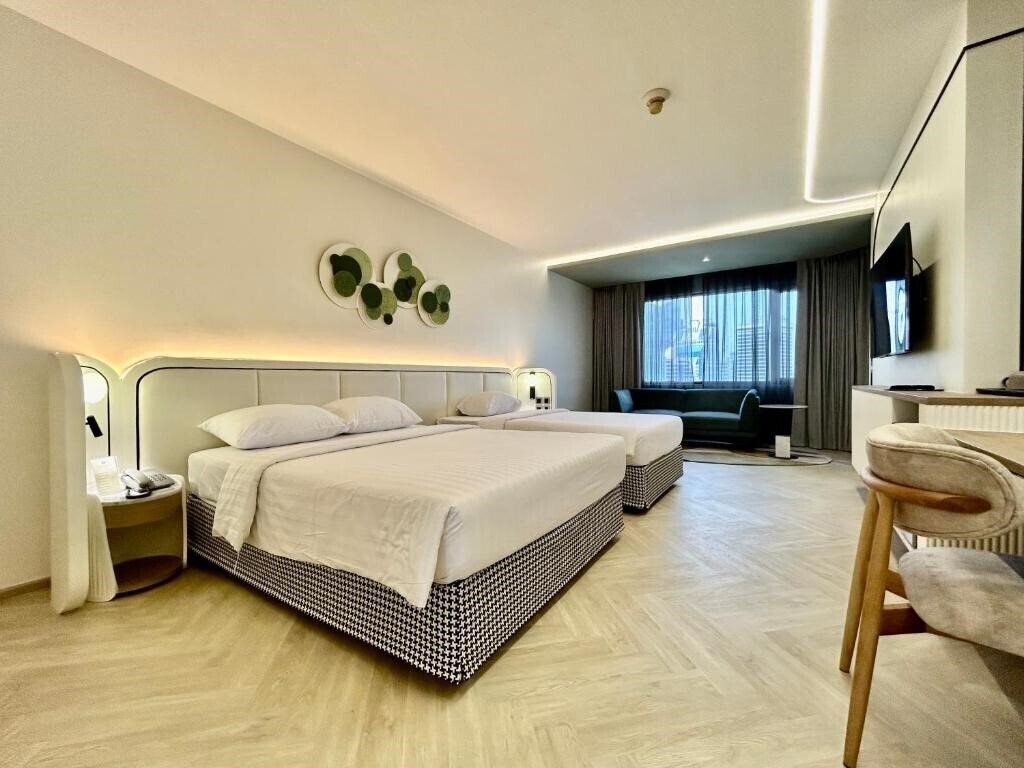 Отель Royal Benja Hotel 4*