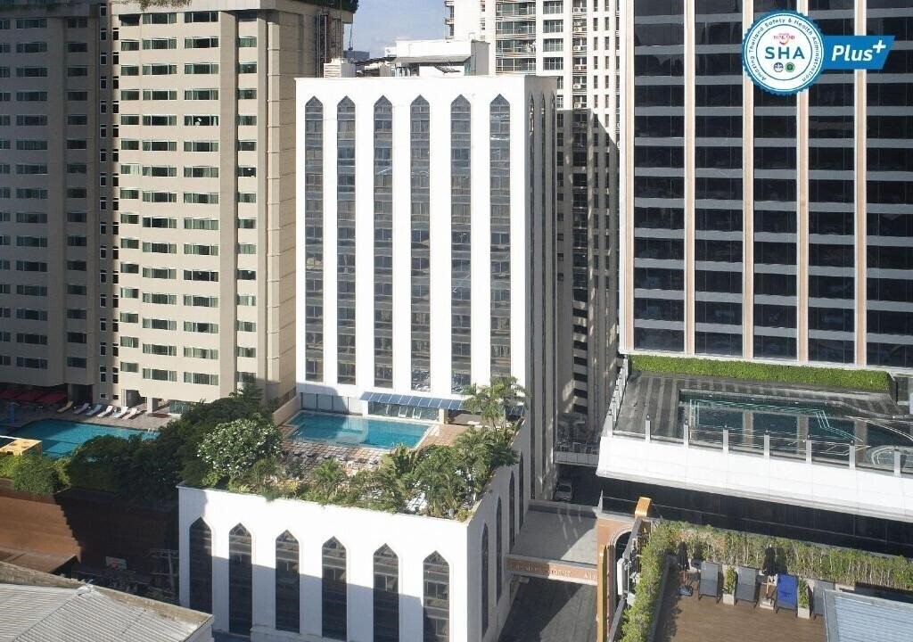 Отель Grand President Hotel 4*