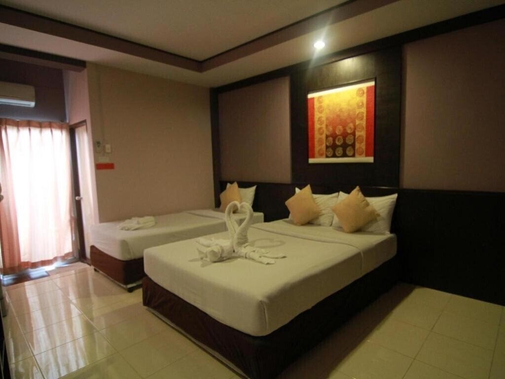 Фото Grand Pinnacle Suvarnabhumi 2*