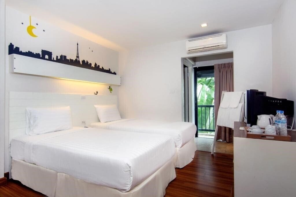Фото Phoenix Hotel 3*
