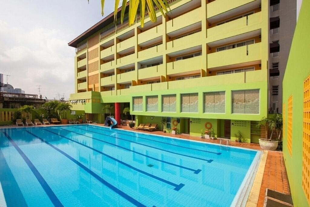 Отель Aiya Residence & Sport Club 3*