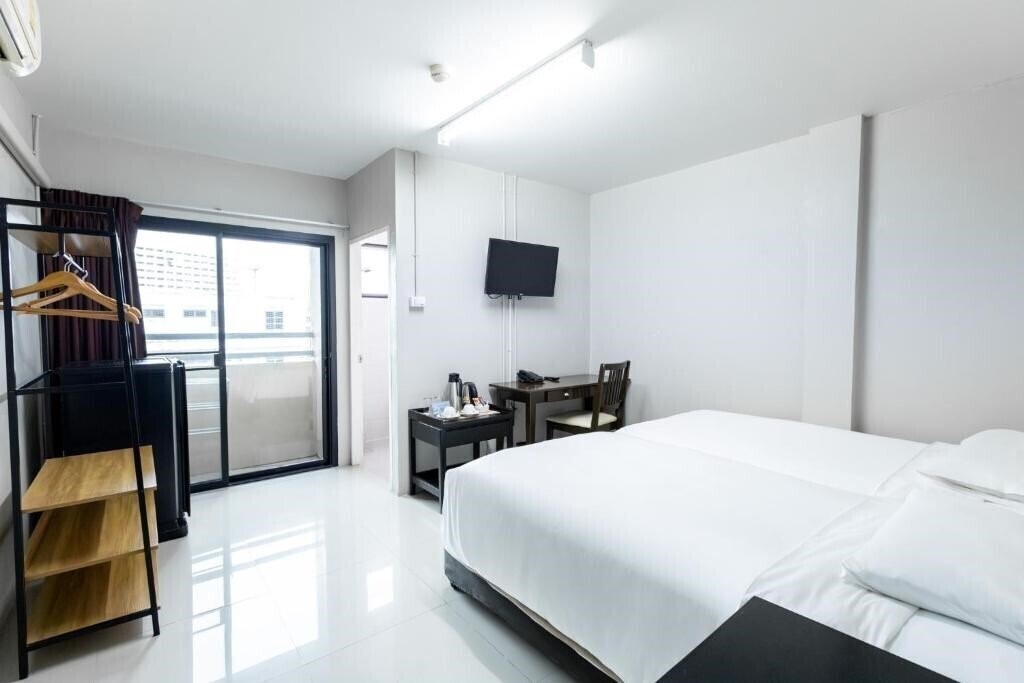 Фото Annex Lumpini Bangkok 3*