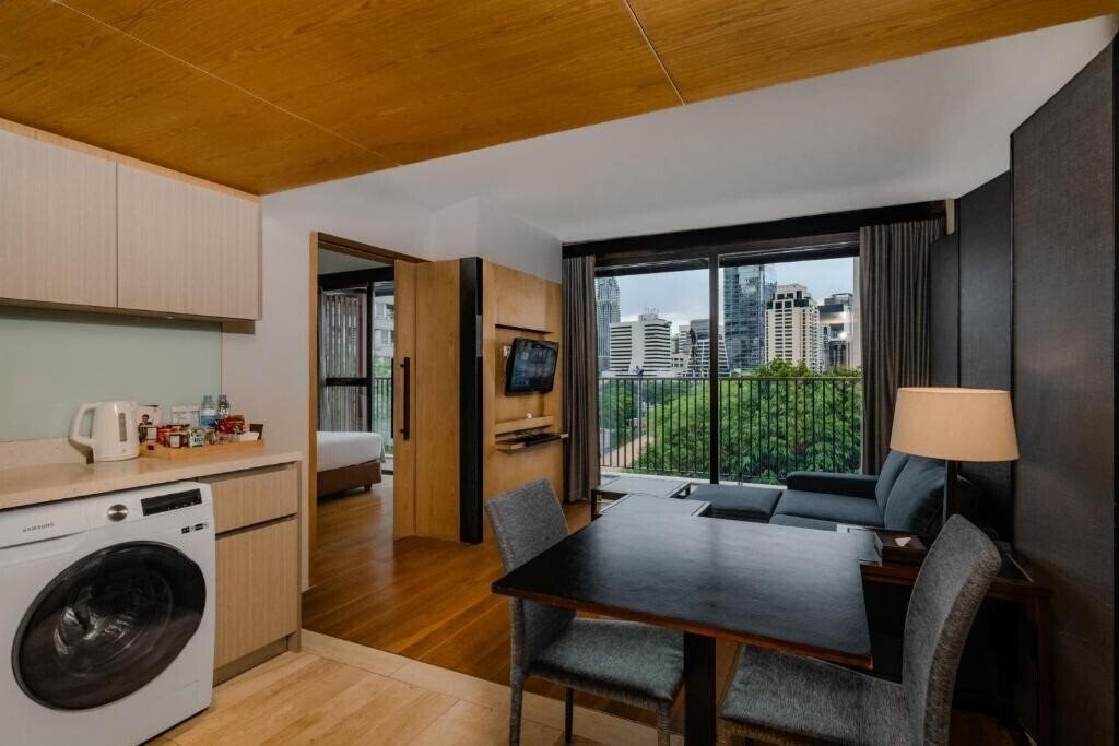 Фотография Arcadia Suites Bangkok 4*