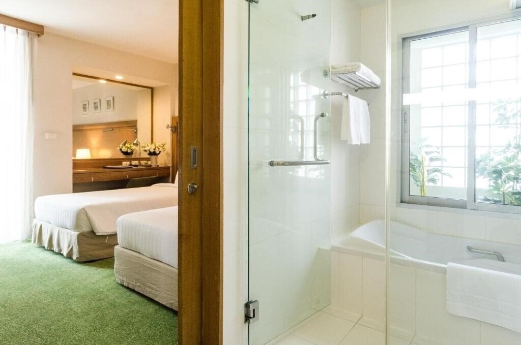 Фотографія At Ease Saladaeng 4*