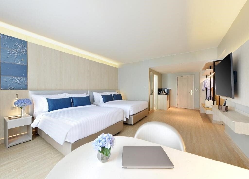 Готель Centre Point Plus Hotel Pratunam 4*