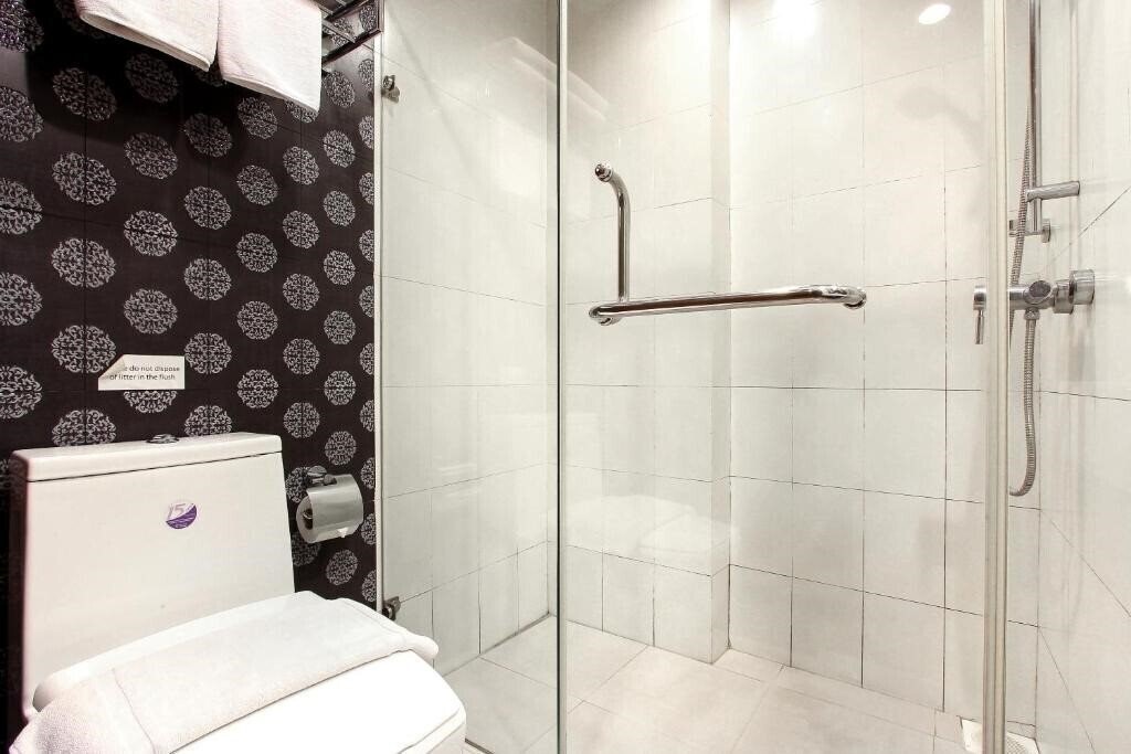 Фотография D Varee Diva Bally Silom 3*