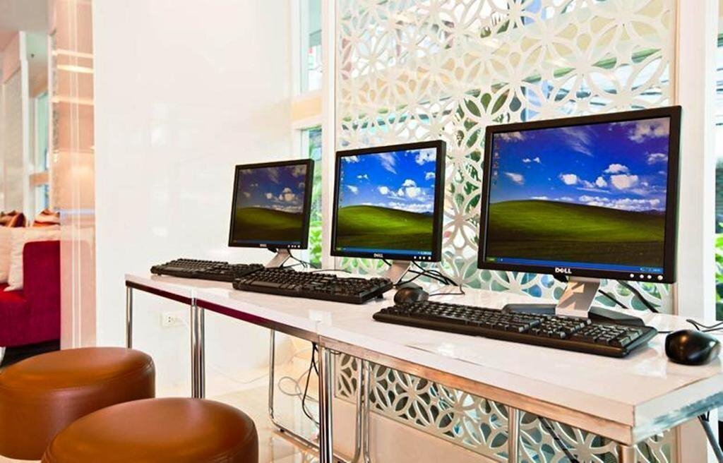 Отель Metro Resort Pratunam 3*