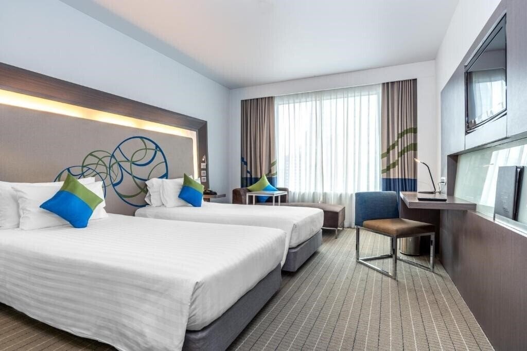 Фотографія Novotel Bangkok Ploenchit Sukhumvit 4*