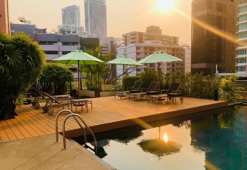 Картинка Oakwood Residence Sukhumvit 24 Bangkok 4*