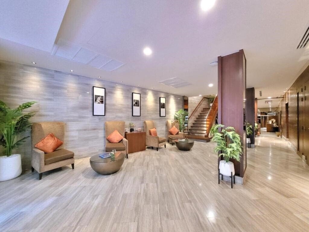 Отель On8 Sukhumvit Nana 3*