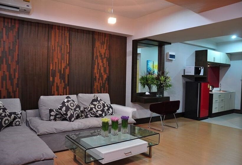 Готель Palms @ Sukhumvit 3*