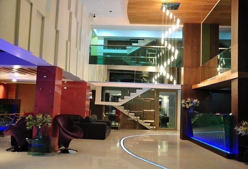 Зображення Palms @ Sukhumvit 3*