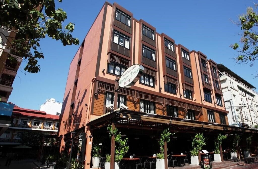 Фото Rambuttri Village Inn & Plaza 3*