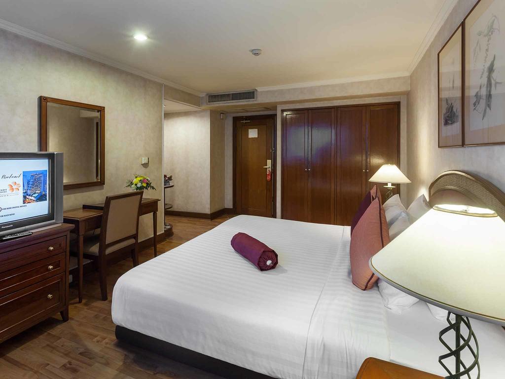 Фото Rembrandt Towers Serviced Apartment 4*