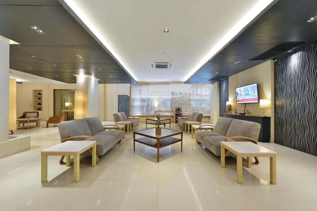 Картинка Royal View Resort 3*
