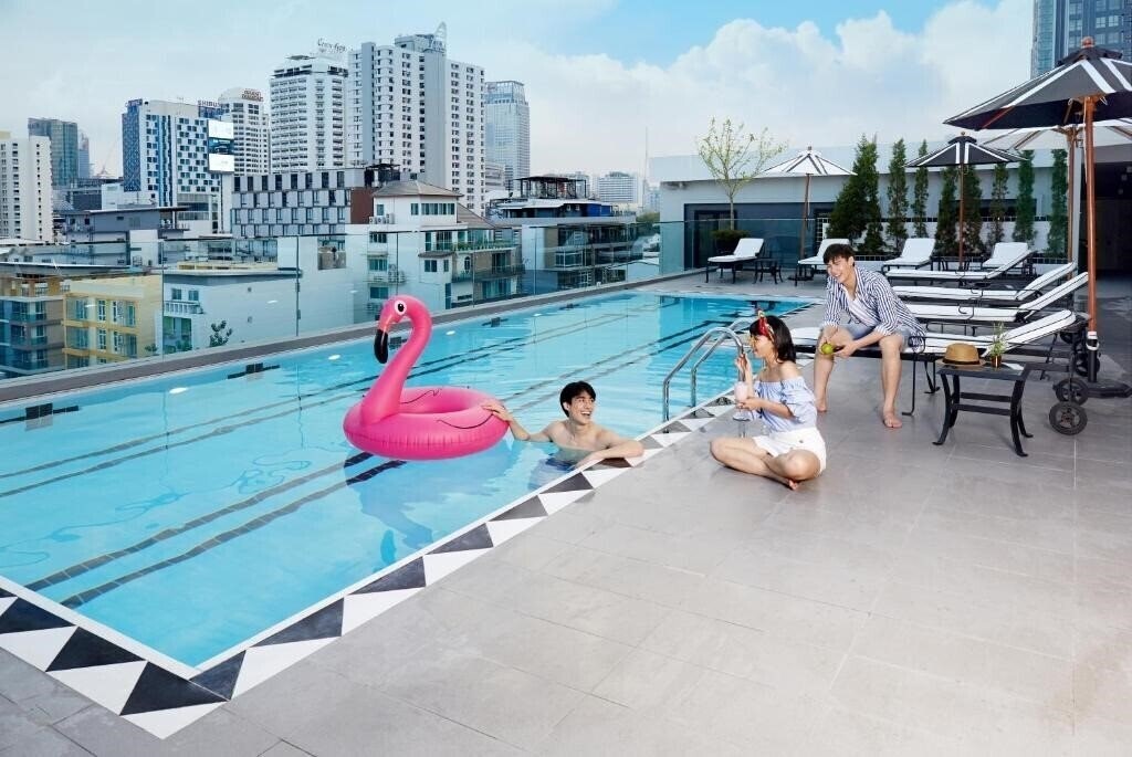 Готель Vince Hotel Pratunam 4*