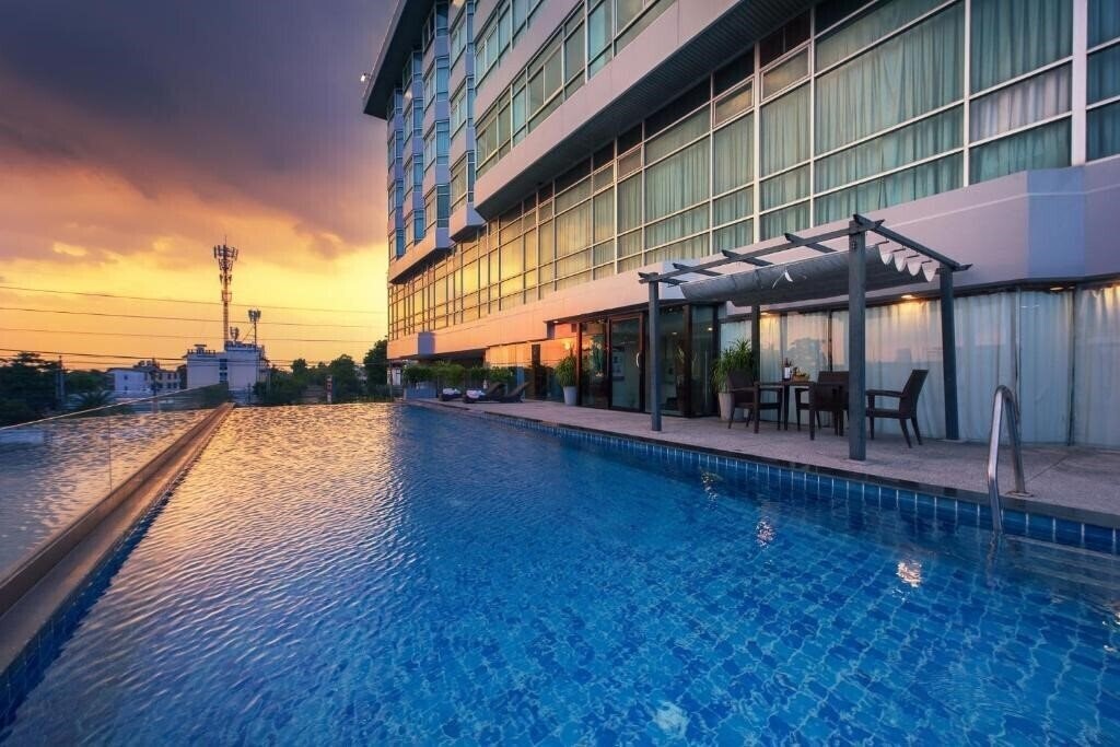 Отель Grand Inn Come Hotel 3*