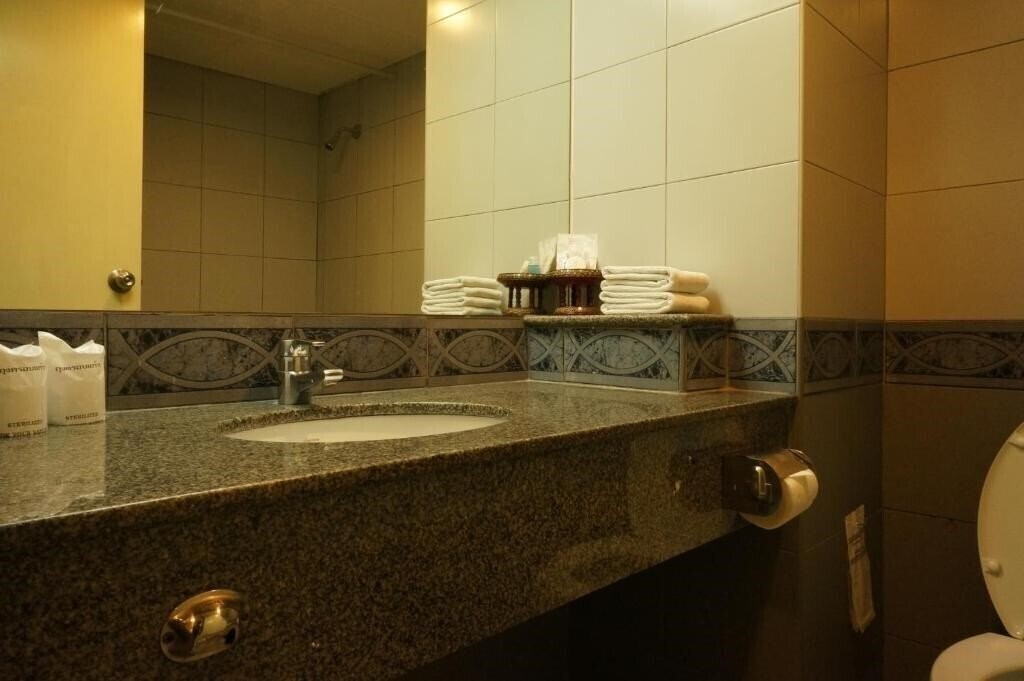 Фото Bangkok City Inn 3*