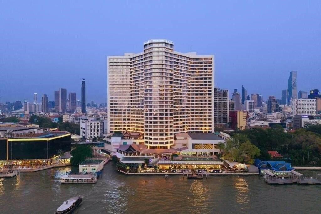 Готель Royal Orchid Sheraton 5*