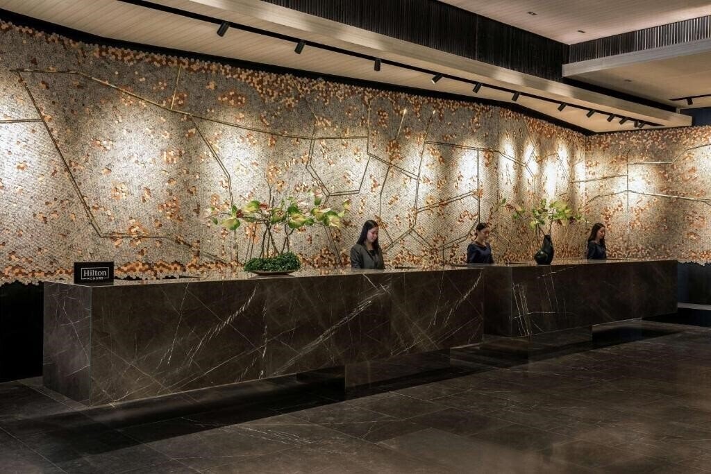 Фотографія Doubletree by Hilton Bangkok Ploenchit 4*