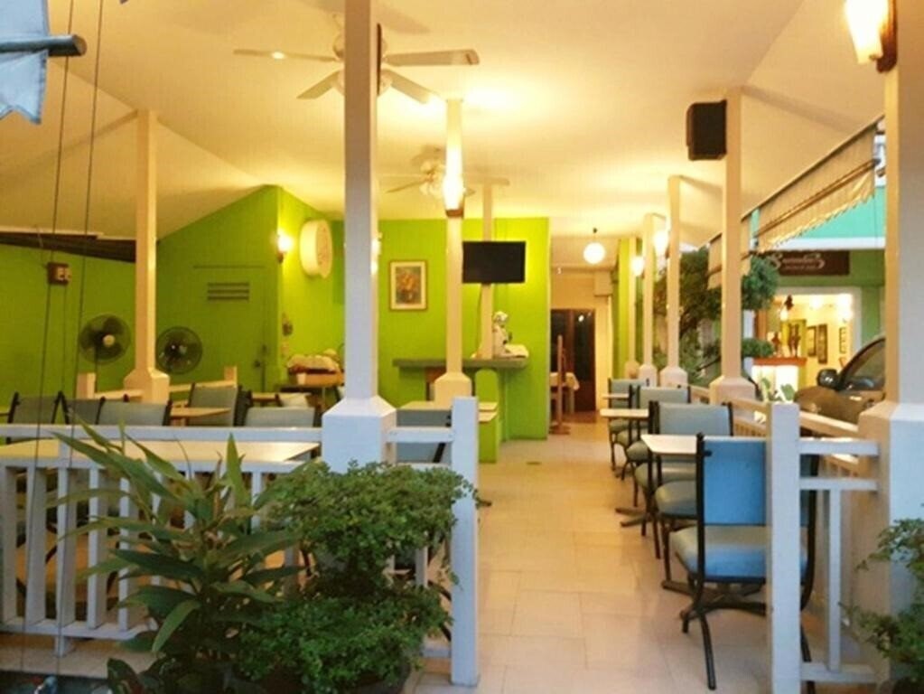 Фотографія Sawasdee Sukhumvit Inn 2*