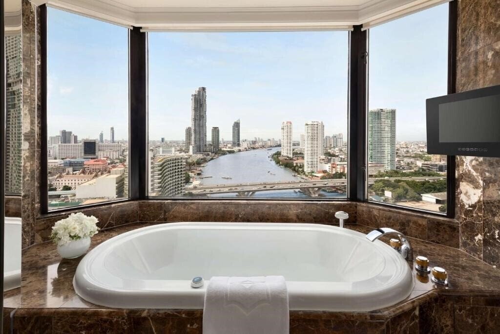 Отель Shangri-La 5*
