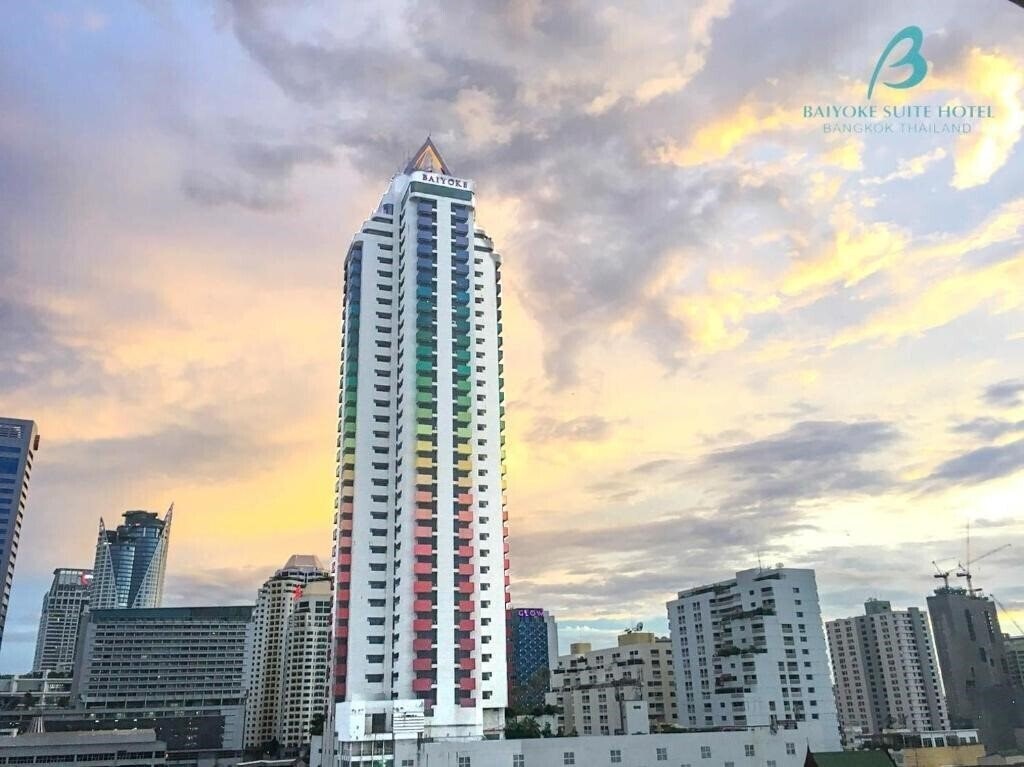 Готель Baiyoke Suite Hotel 3*