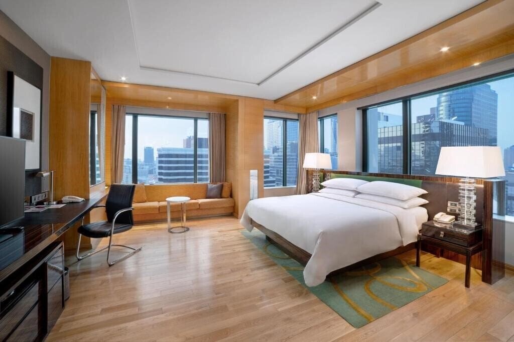 Фотография Renaissance Bangkok Ratchaprasong Hotel (ex. Renaissance Bangkok Ratchaprasong) 5*