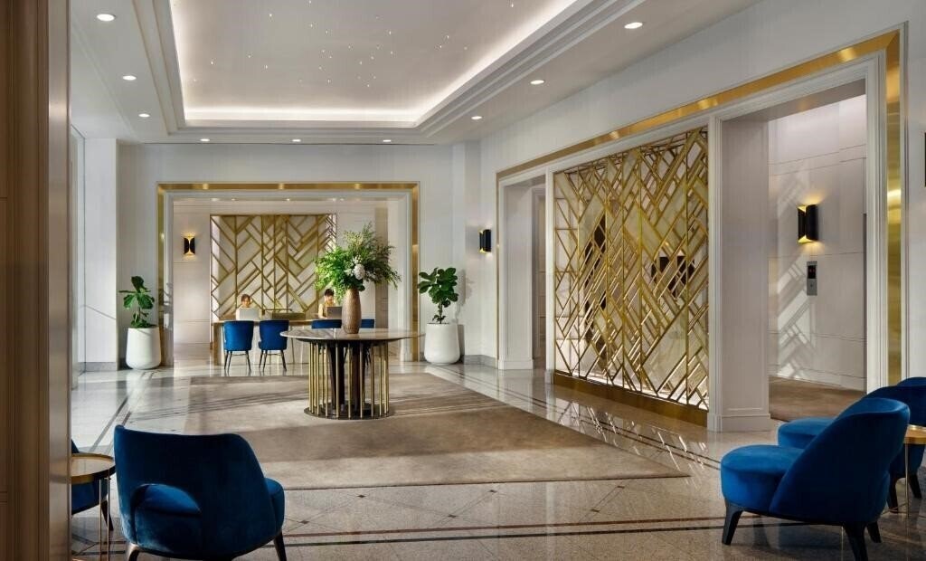 Готель Bliston Suwan Parkview 4*