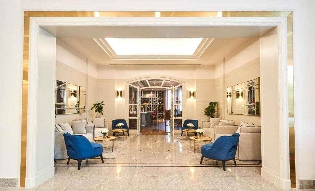 Фото Bliston Suwan Parkview 4*