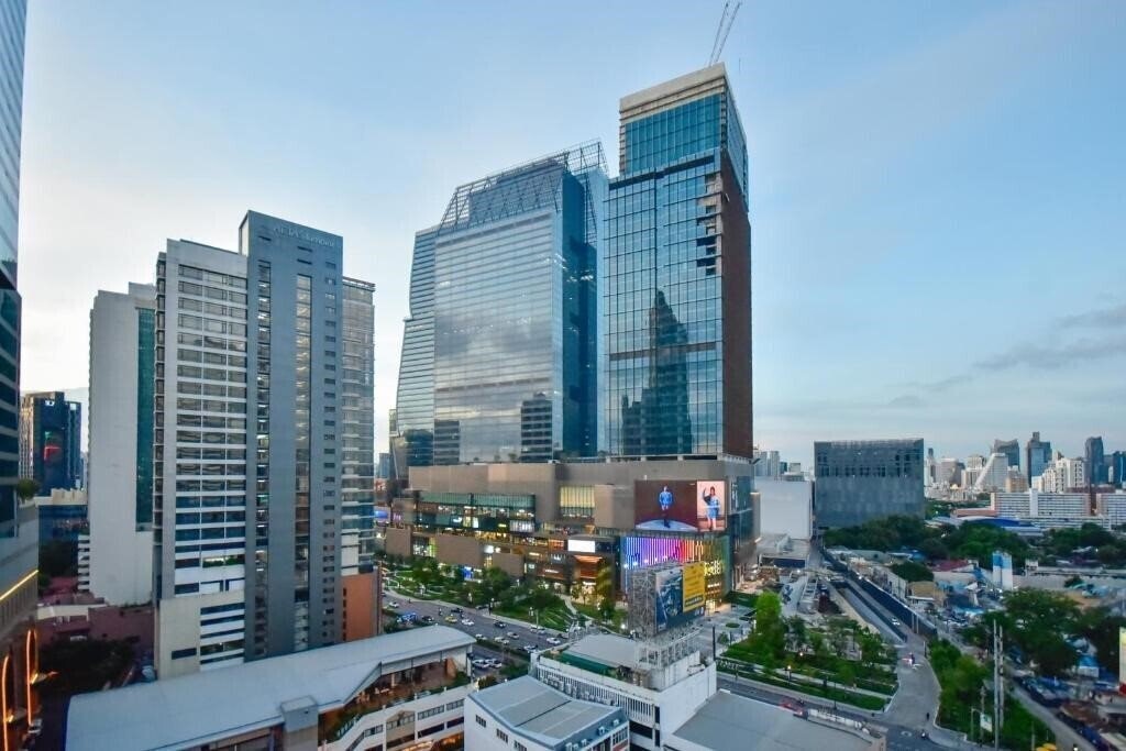 Фото Pinnacle Lumpinee Park Hotel 3*