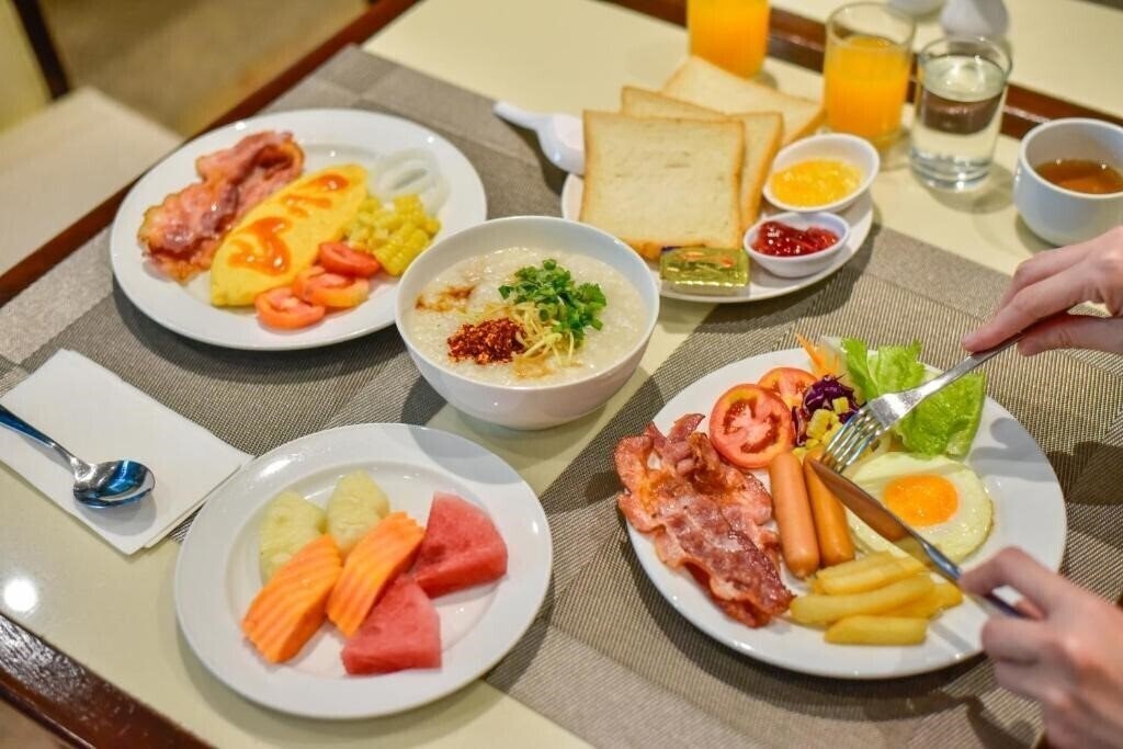 Фотография Pinnacle Lumpinee Park Hotel 3*