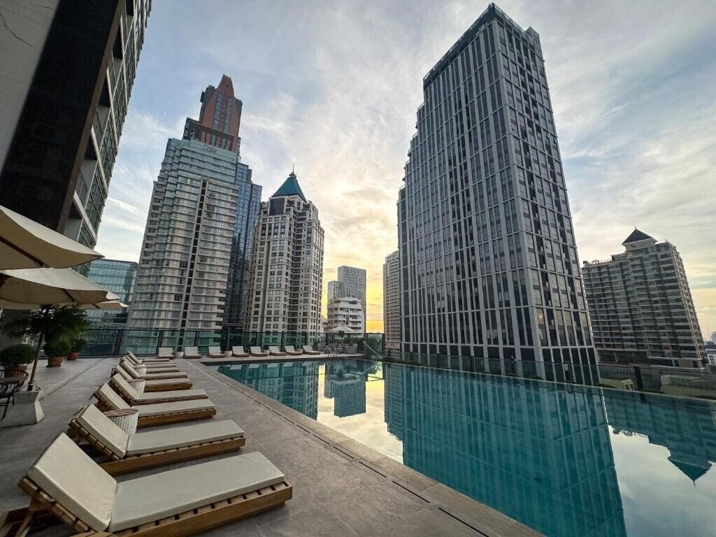 Готель Urbana Sathorn 5*