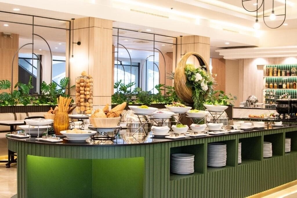 Фото The Twin Towers 4*