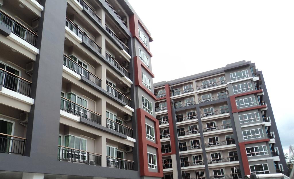 Фото 101 Holiday Suite Bangkok 4*