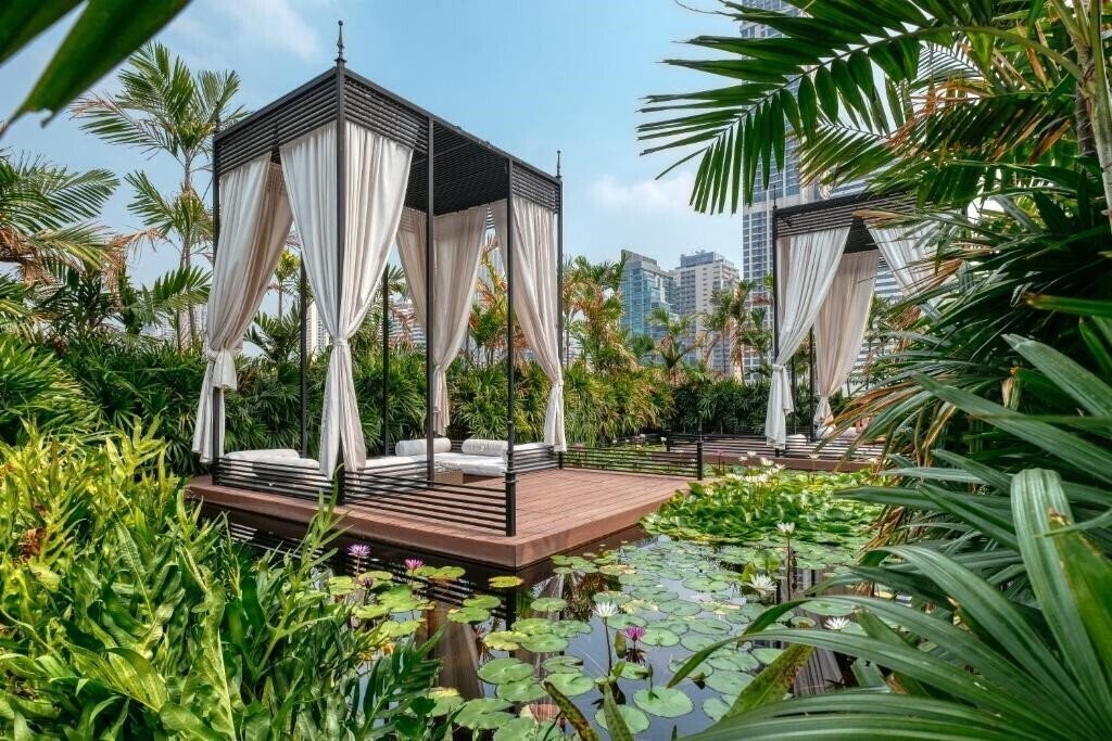 Готель Movenpick Hotel Sukhumvit 15 Bangkok 5*