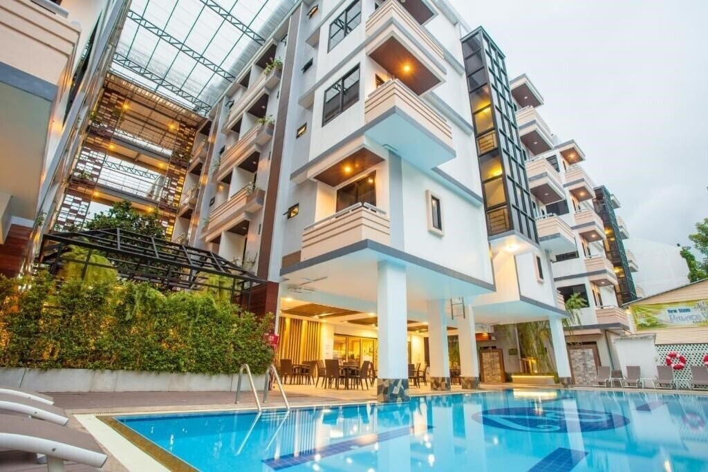 Отель New Siam Palace Ville 3*
