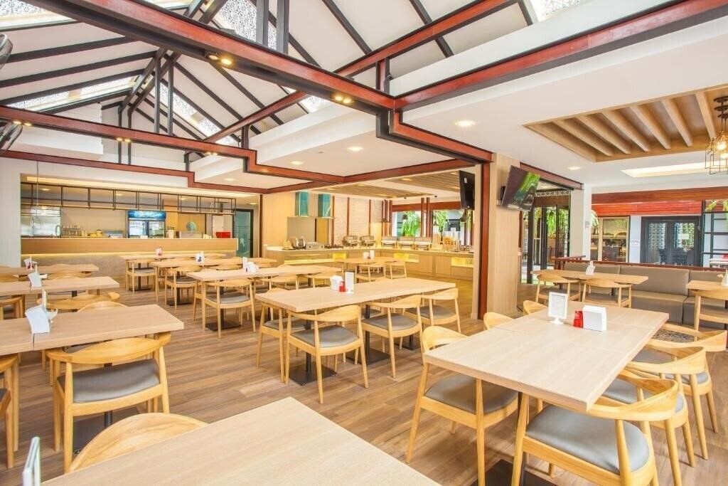 Фотография New Siam Palace Ville 3*