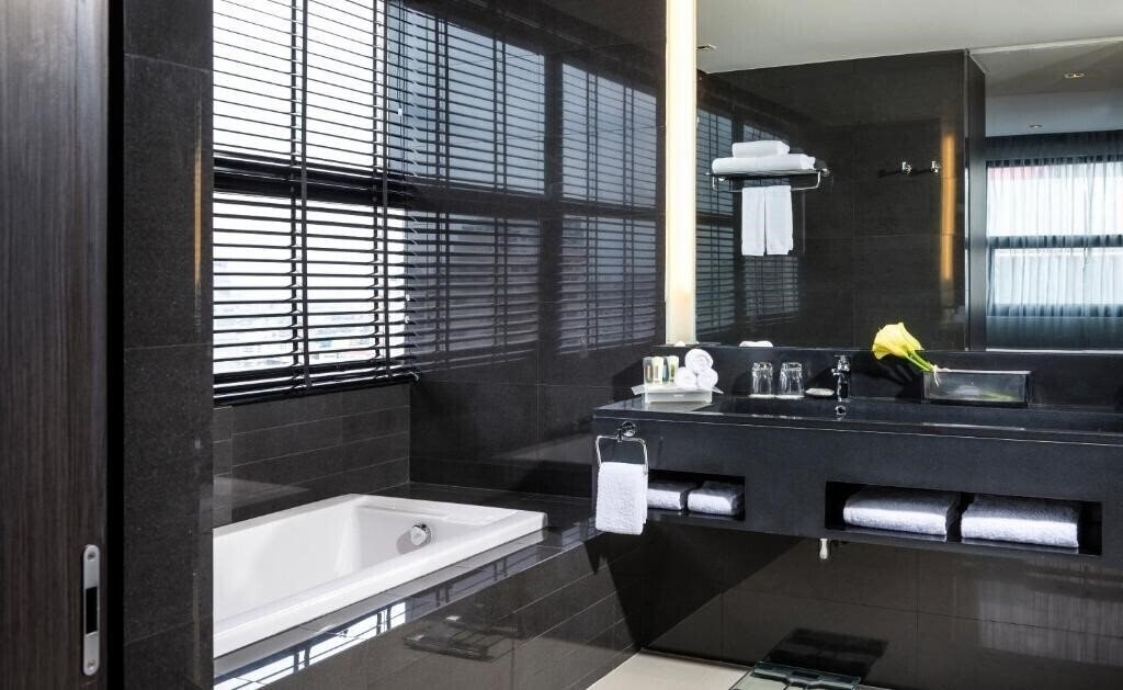 Фотография Holiday Inn Bankok Sukhumvit 4*