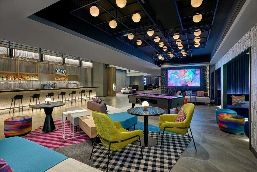 Готель Aloft Bangkok 4*