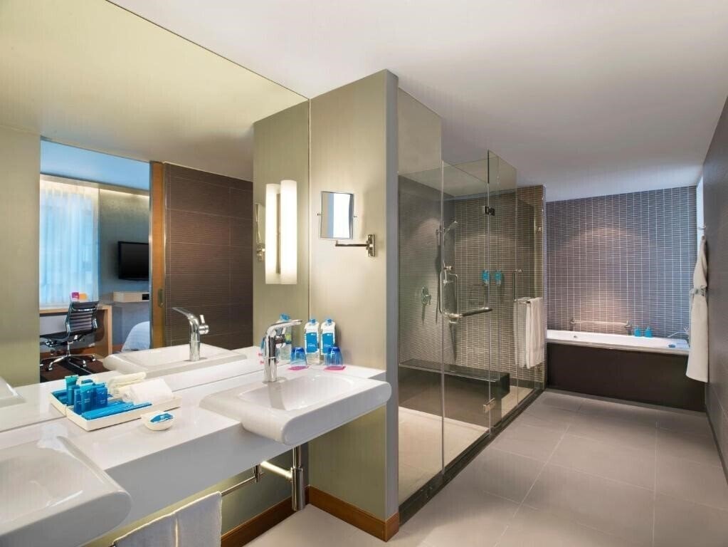 Картинка Aloft Bangkok 4*