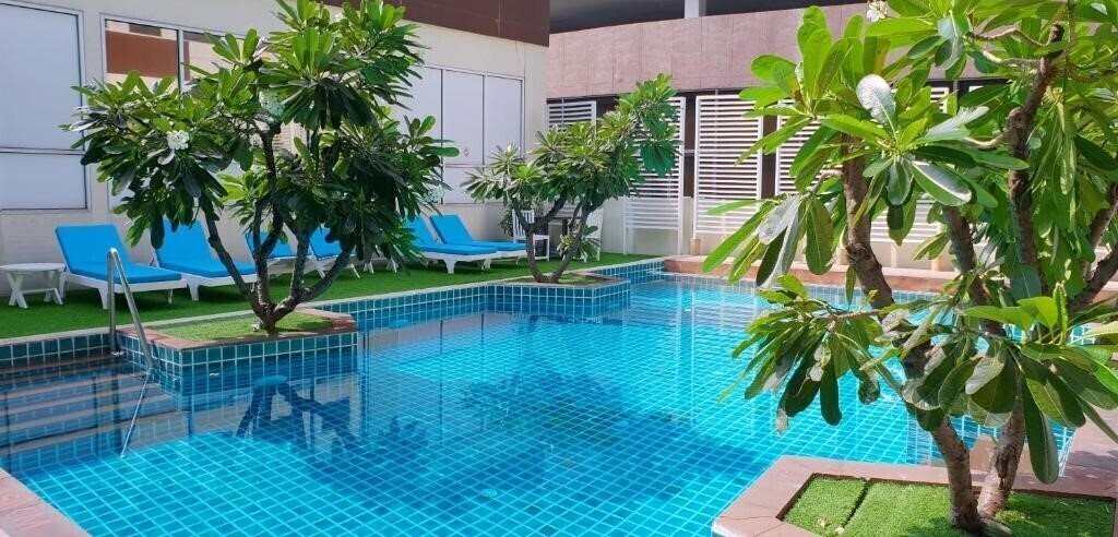 Готель Furamaxclusive Sathorn 4*