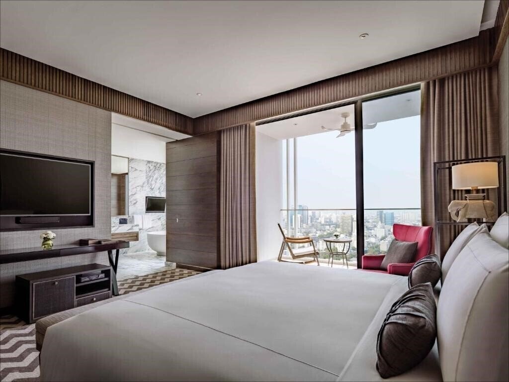 Фото 137 Pillars Suites & Residences 5*