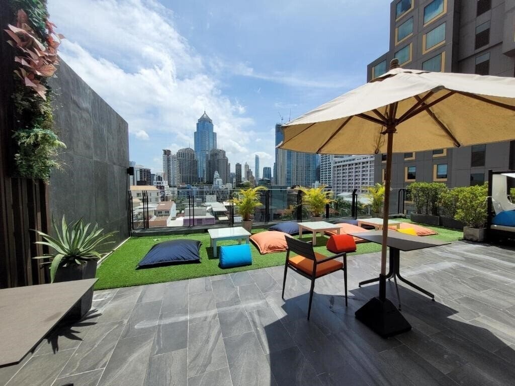 Фотографія Citrus Suite Sukhumvit 6 Bangkok 4*