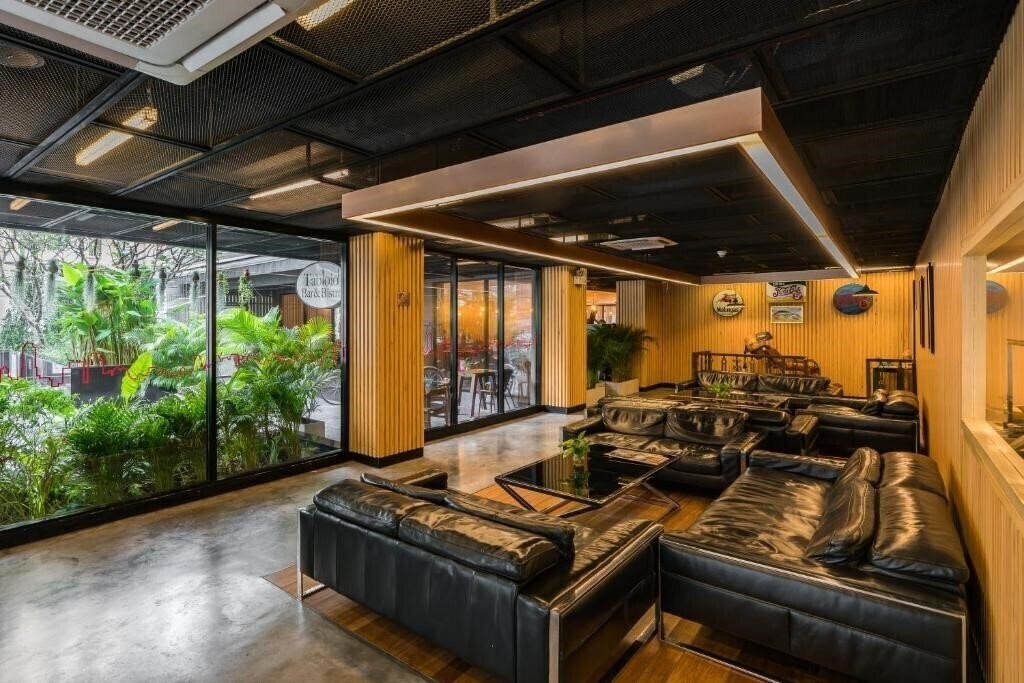 Фотографія Galleria 12 Hotel Bangkok 4*