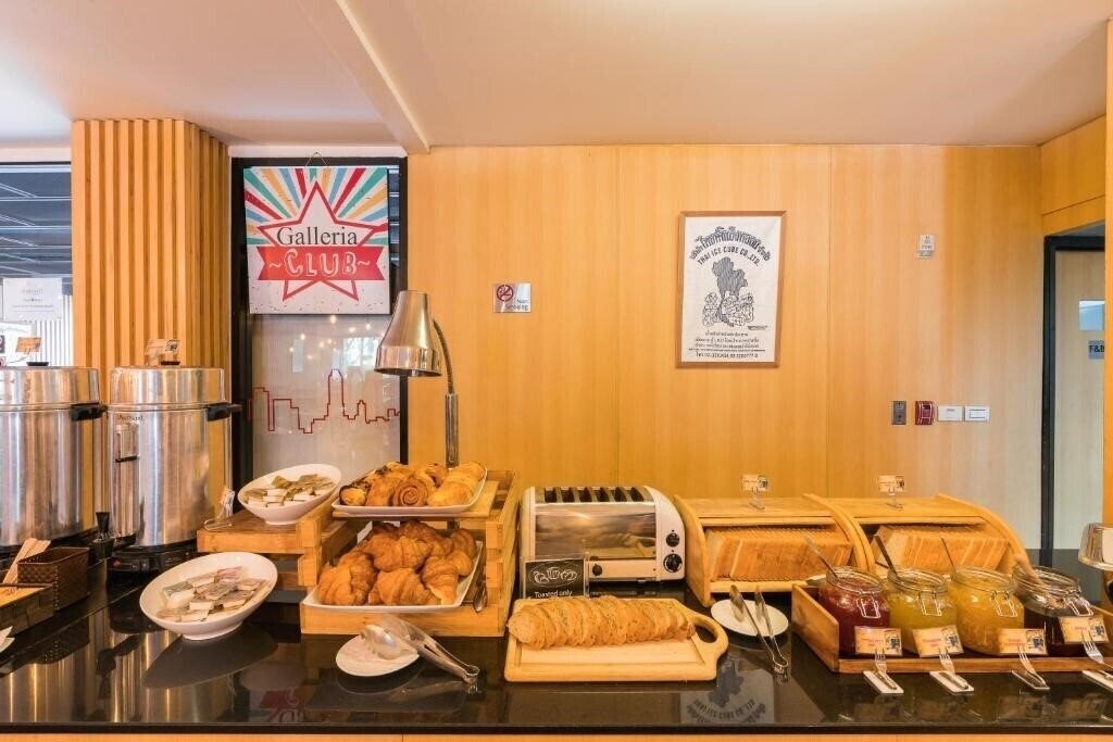 Изображение Galleria 12 Hotel Bangkok 4*